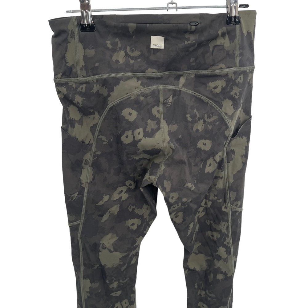 Vuori Women's Stride  Performance Side Pocket Legging VW429 Green camo Small - Picture 2 of 10